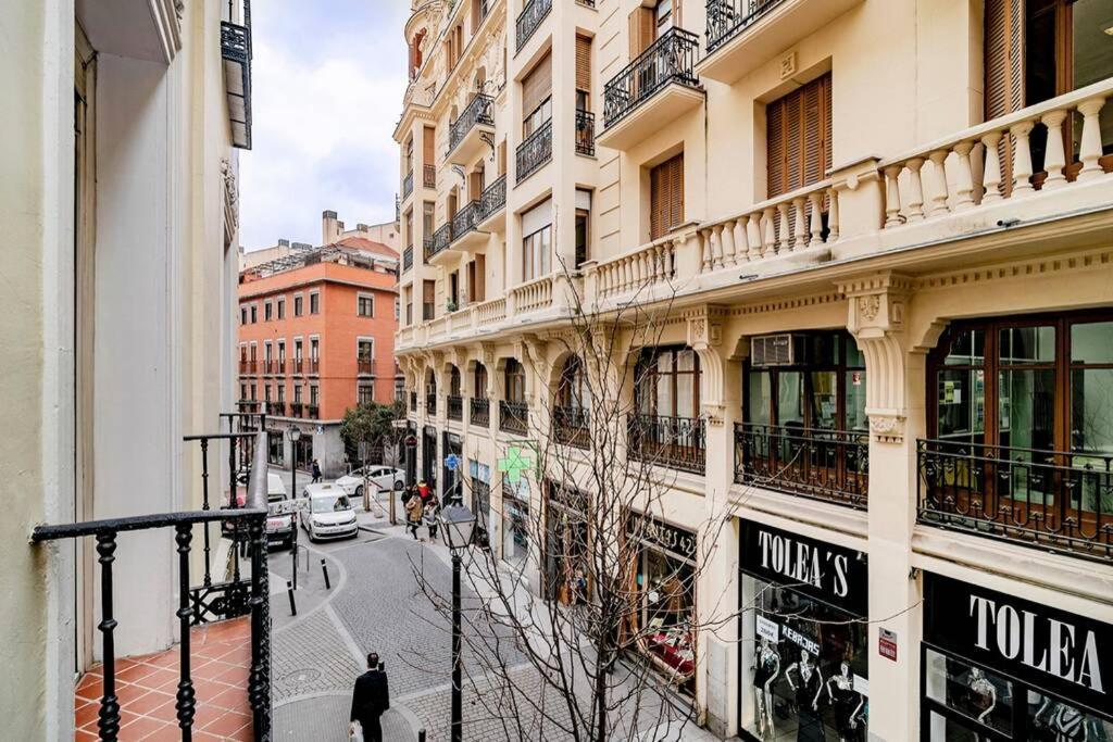 Encantador Apartamento En Chueca Junto A Gran Via, Infantas 1-1 By Batuecas Apartment Madrid Exterior photo